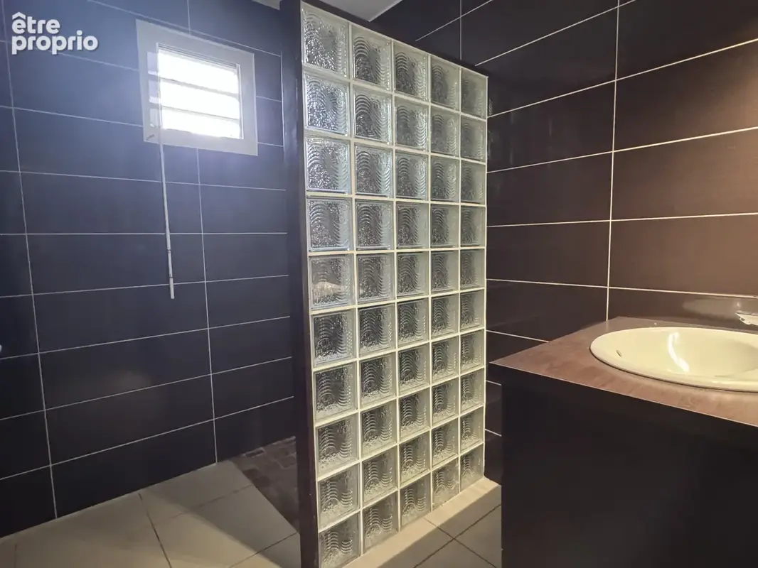 Appartement rénové avec terrasse et jardin privatif   Le Gosier - photo 13
