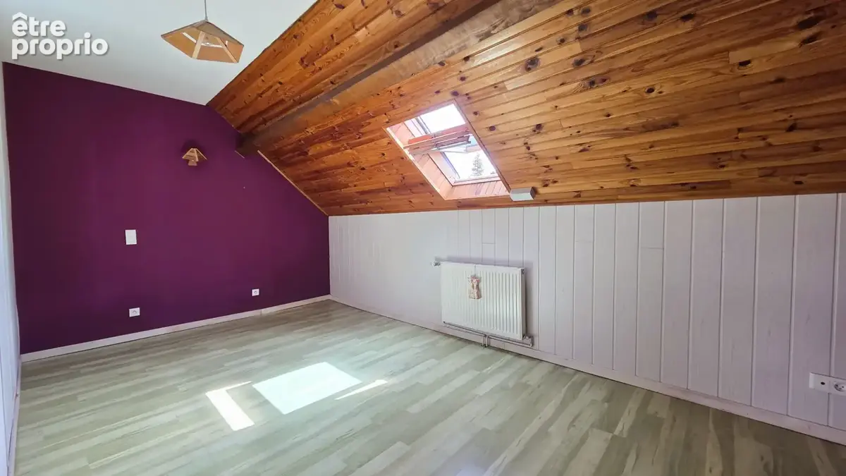 Maison de village, 156m², 3 chambres, dépendances, terrain 2432m² - photo 11