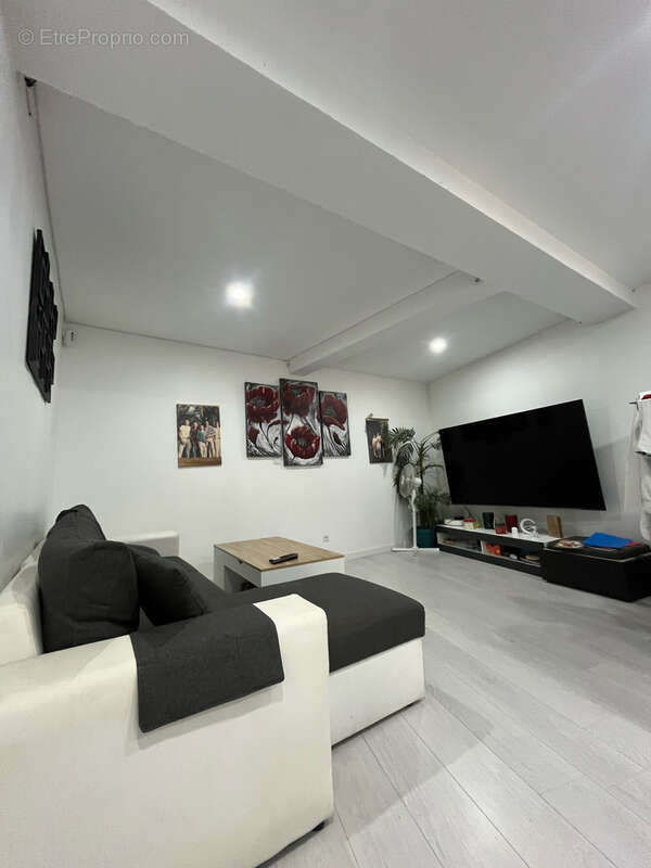 Maison à LA VALETTE-DU-VAR