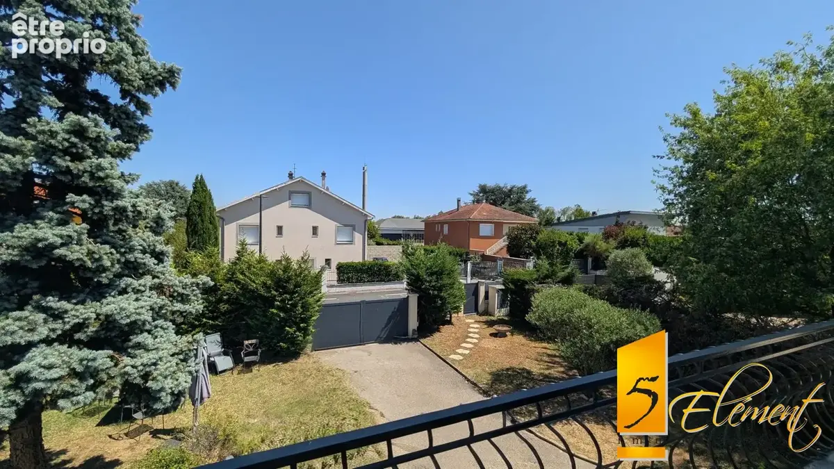 Maison 5 pièces 154 m² à vendre à Decines-Charpieu (69150) - photo 9