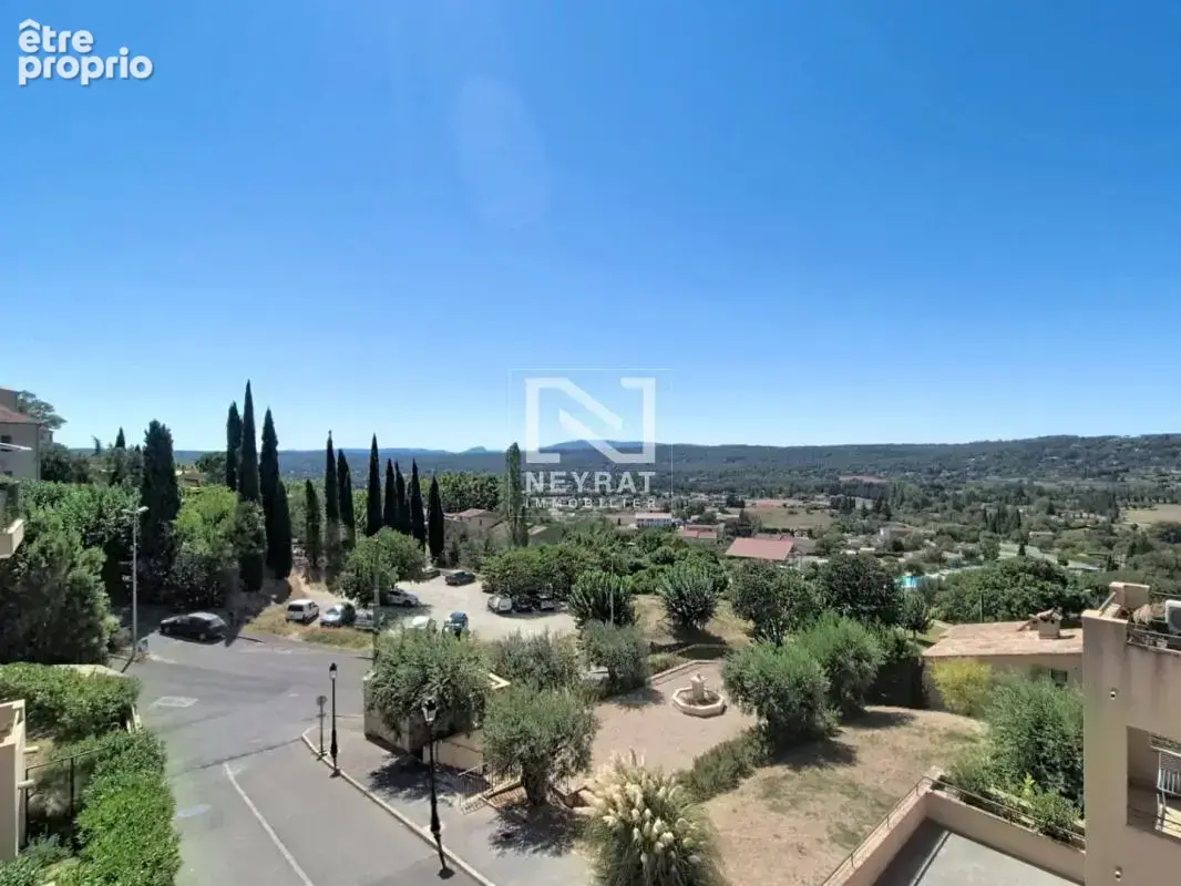 Appartement à FAYENCE
