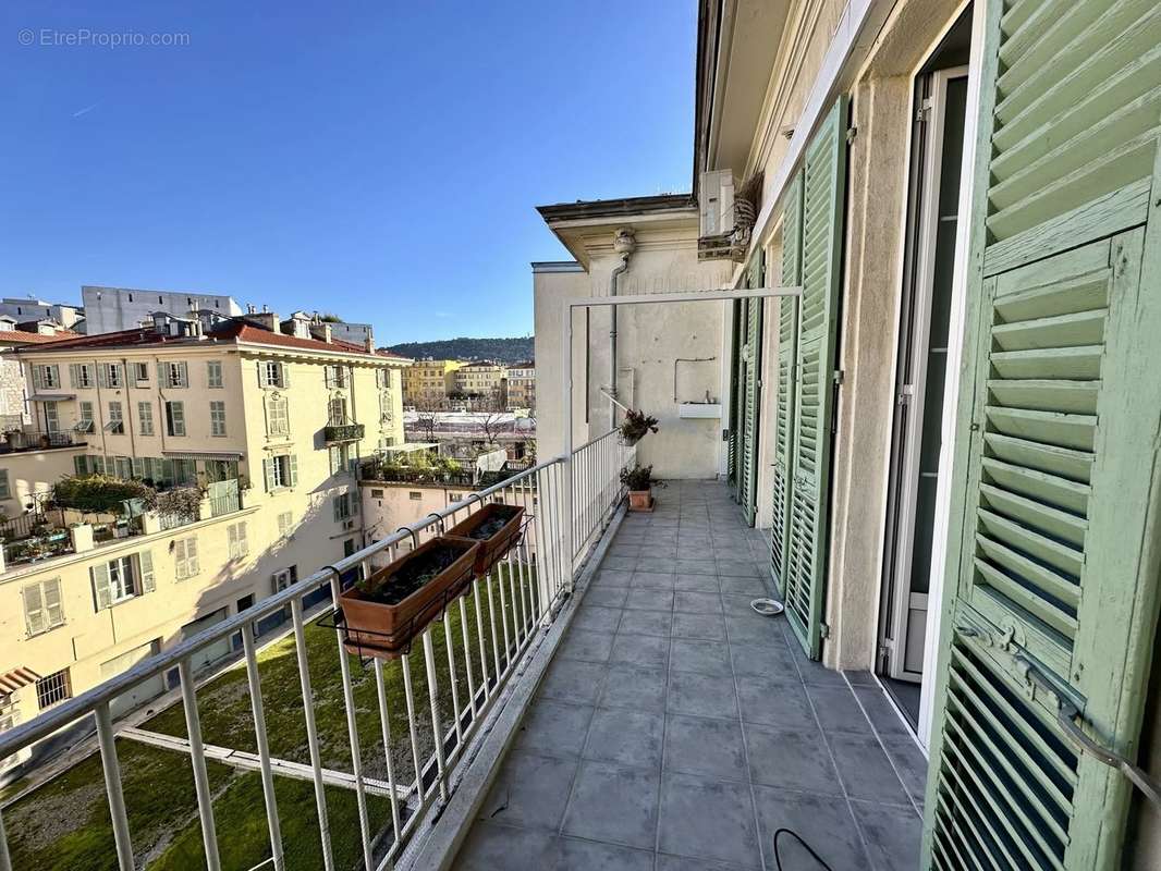 Appartement à NICE