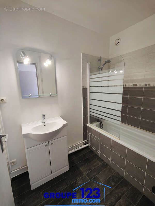 T1 lumineux avec vue dégagée   Idéal premier achat ou investissement - photo 7