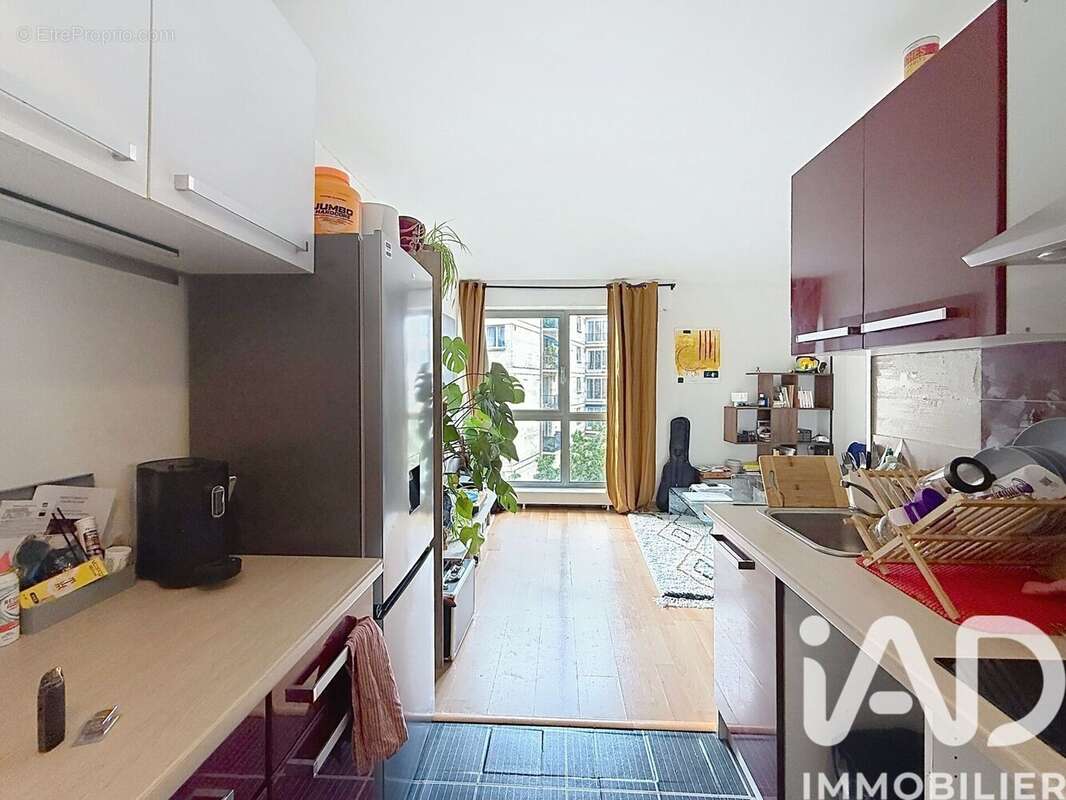 Photo 2 - Appartement à LEVALLOIS-PERRET