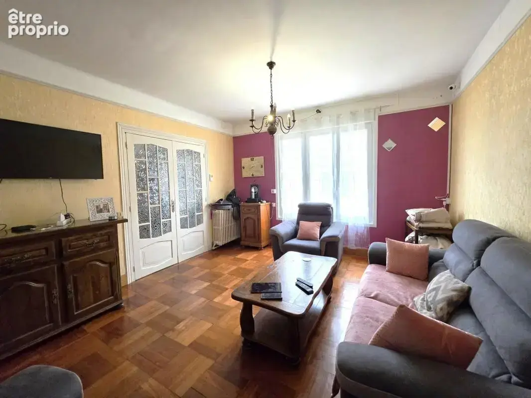 Maison individuelle 160m² avec 2 garages et jardin clos - photo 6