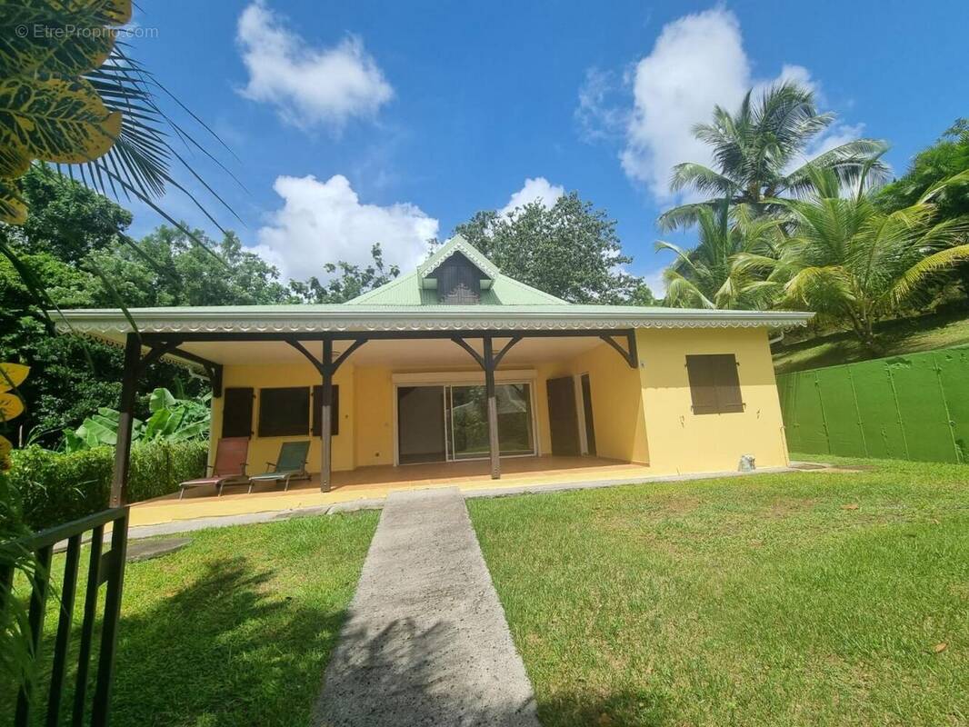 Photo 1 - Maison à SCHOELCHER