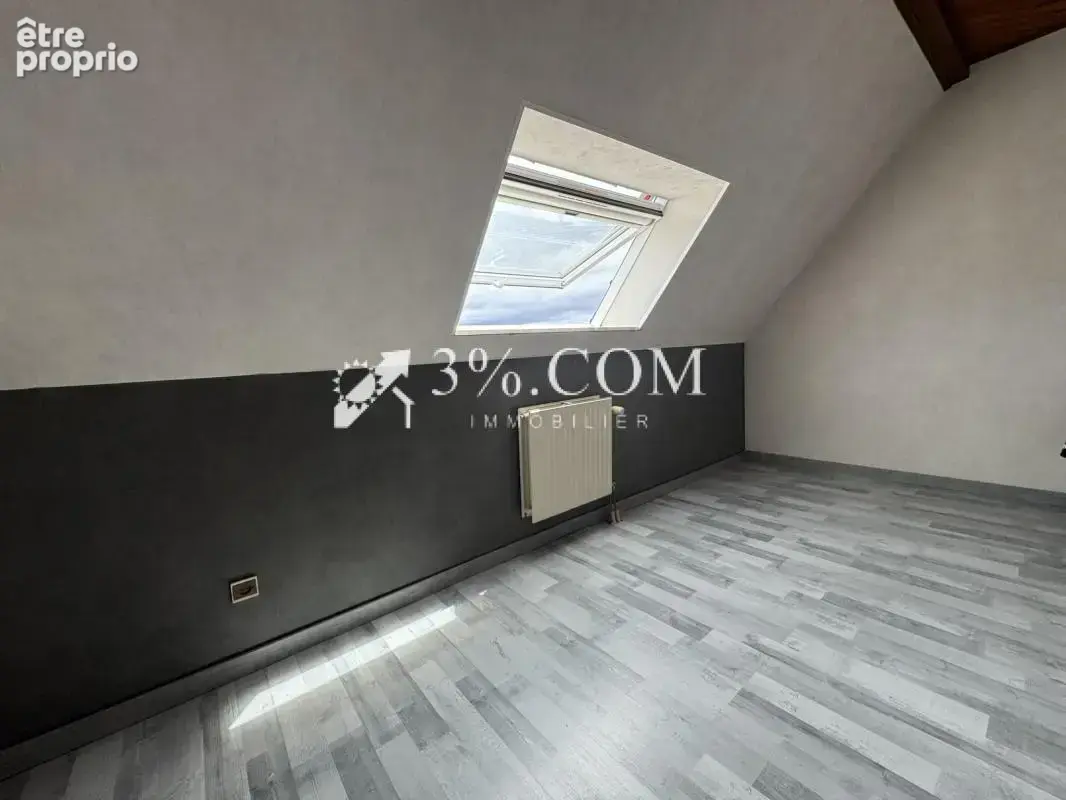 3%COM Jolie maison avec 5 chambres et une grange au centre d - photo 11