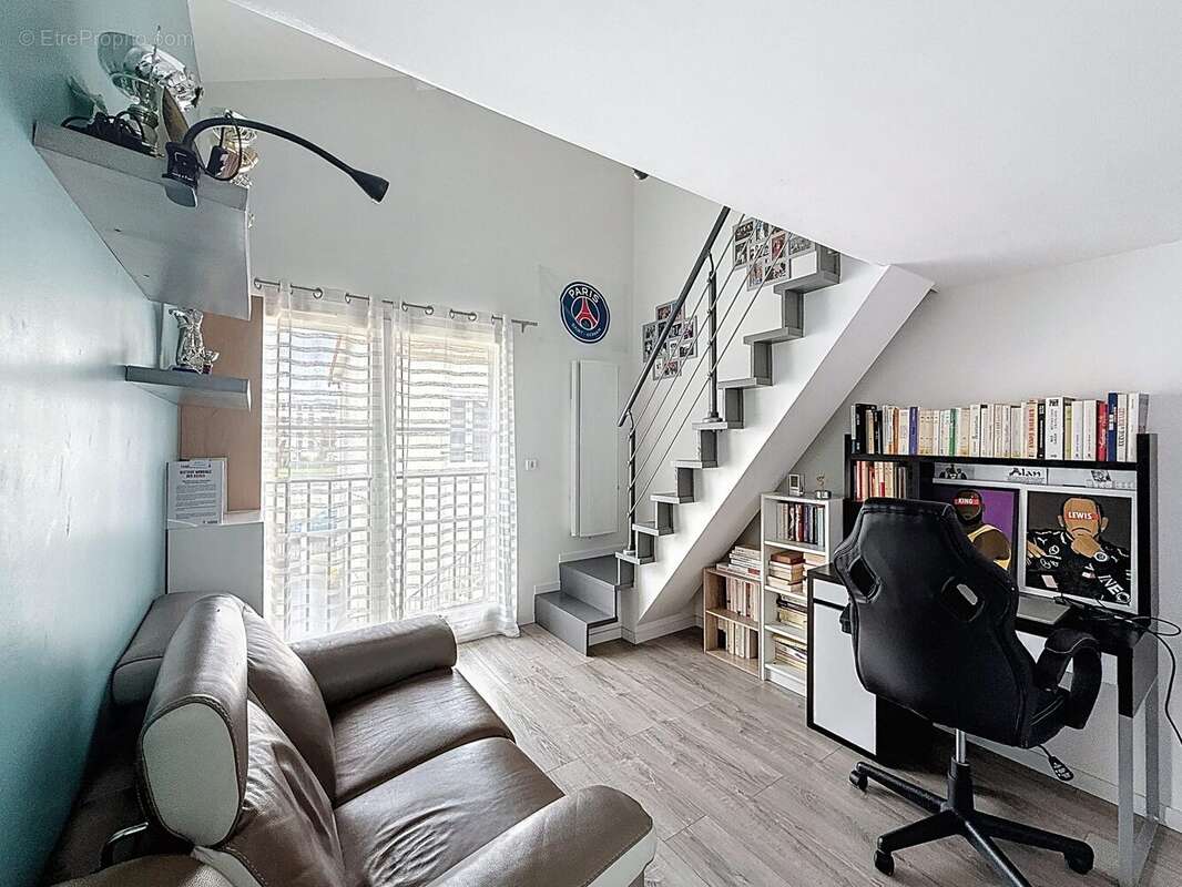 Appartement à MAISONS-ALFORT