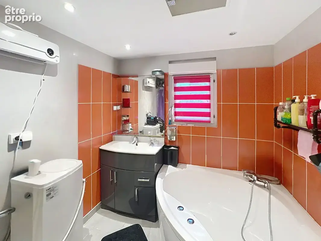Maison Teteghem Coudekerque Village - 83m2 - 2 chambres - photo 9