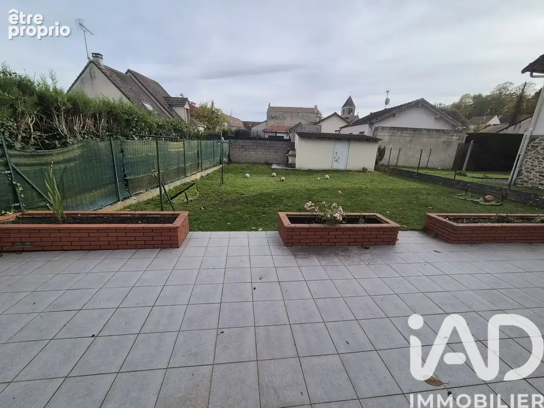 Photo 9