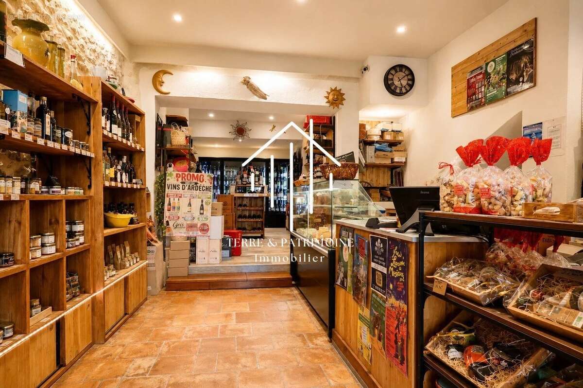 Appartement à VALLON-PONT-D'ARC
