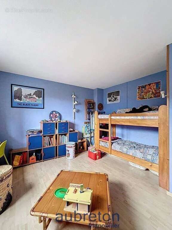 Maison à NOTRE-DAME-DE-MESAGE