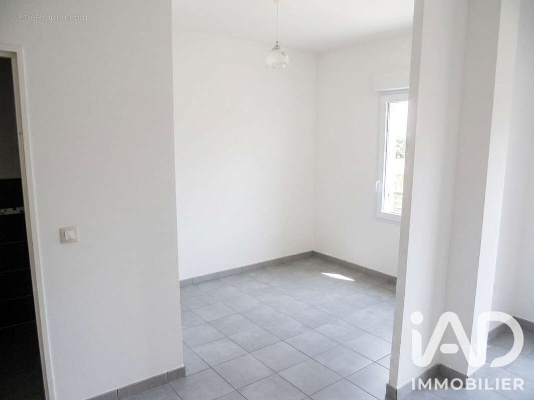 Appartement 35 m² à Luce  - photo 3