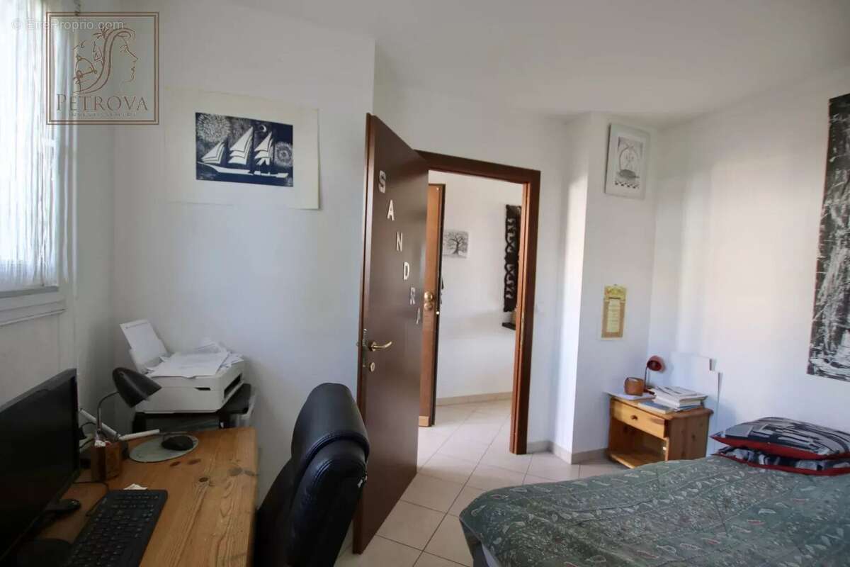 Appartement à LA GAUDE