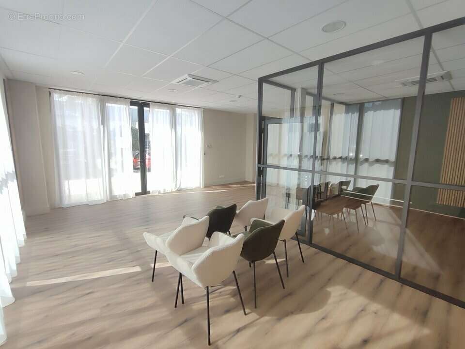 Commerce à BOURGOIN-JALLIEU