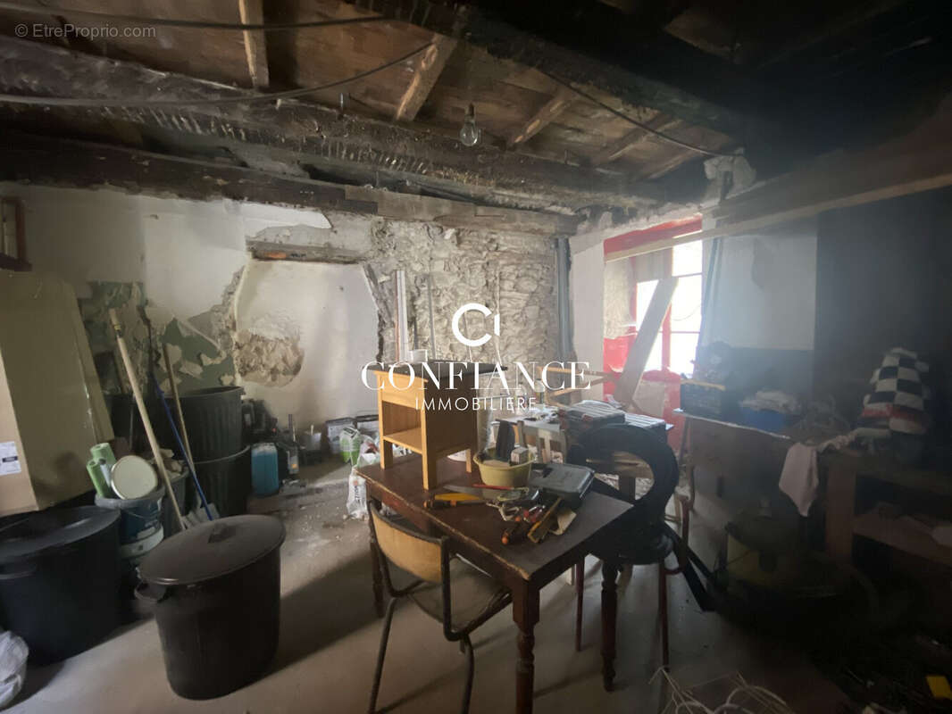 Maison 162 m² à Isola  - photo 6