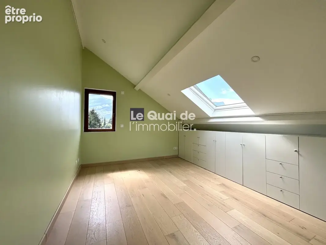 Maison 7 pièces 221 m² à vendre à Saint-Egreve (38120) - photo 9