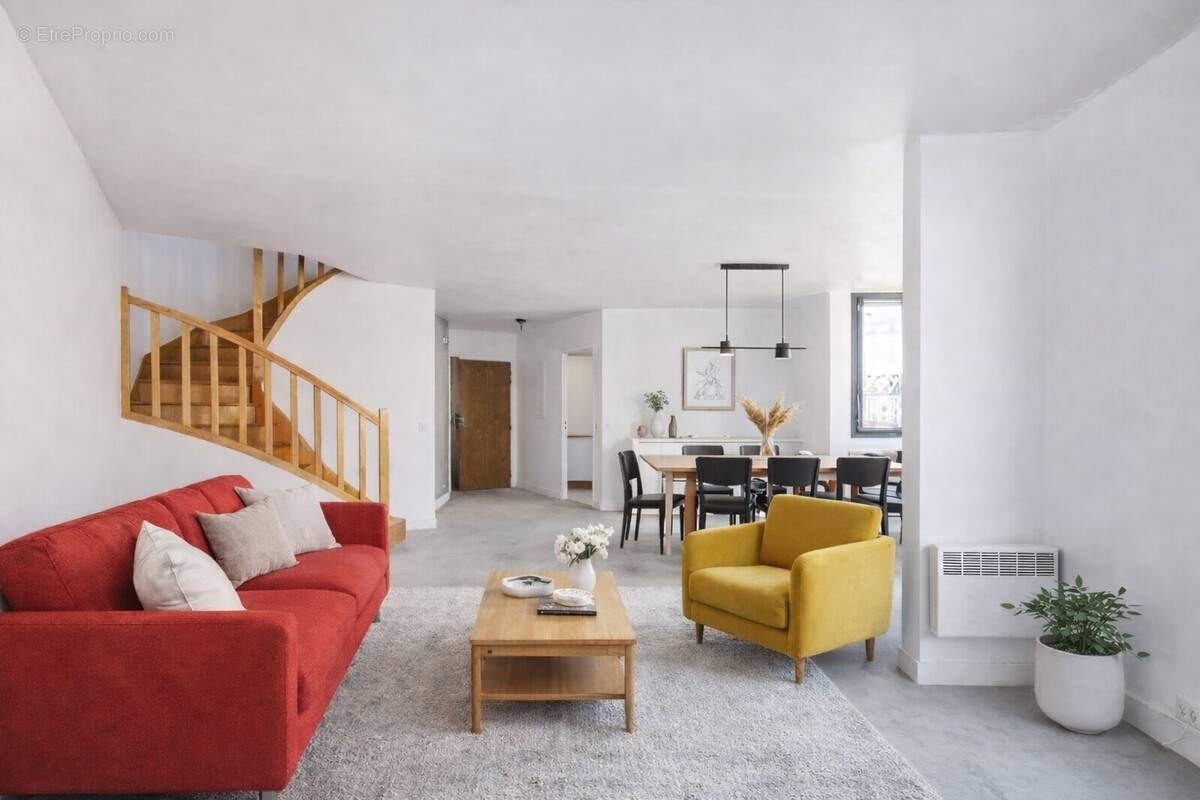 Appartement à PARIS-14E