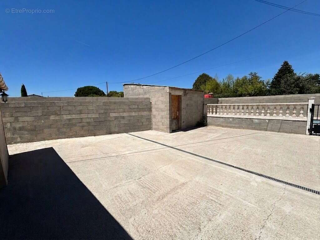 Maison 213 m² à Romans-Sur-Isere  - photo 5