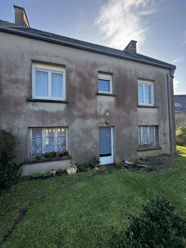 Maison à CAMARET-SUR-MER