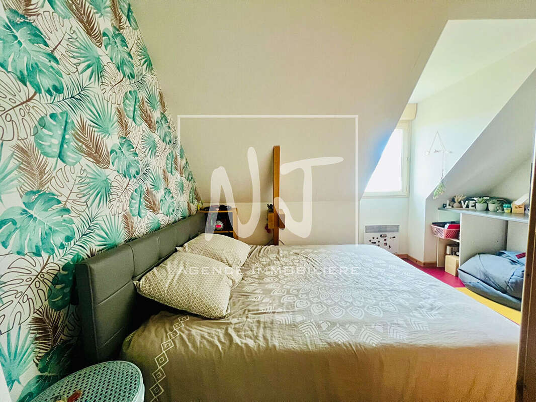 Maison familiale à vendre à Brissac Loire Aubance avec vie de plain-pied - photo 8