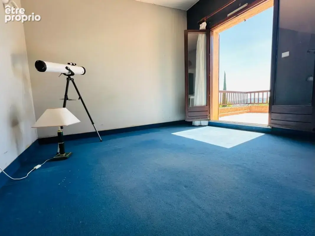 A vendre, Manosque, Maison Familiale avec piscine, 5 chambres - photo 12