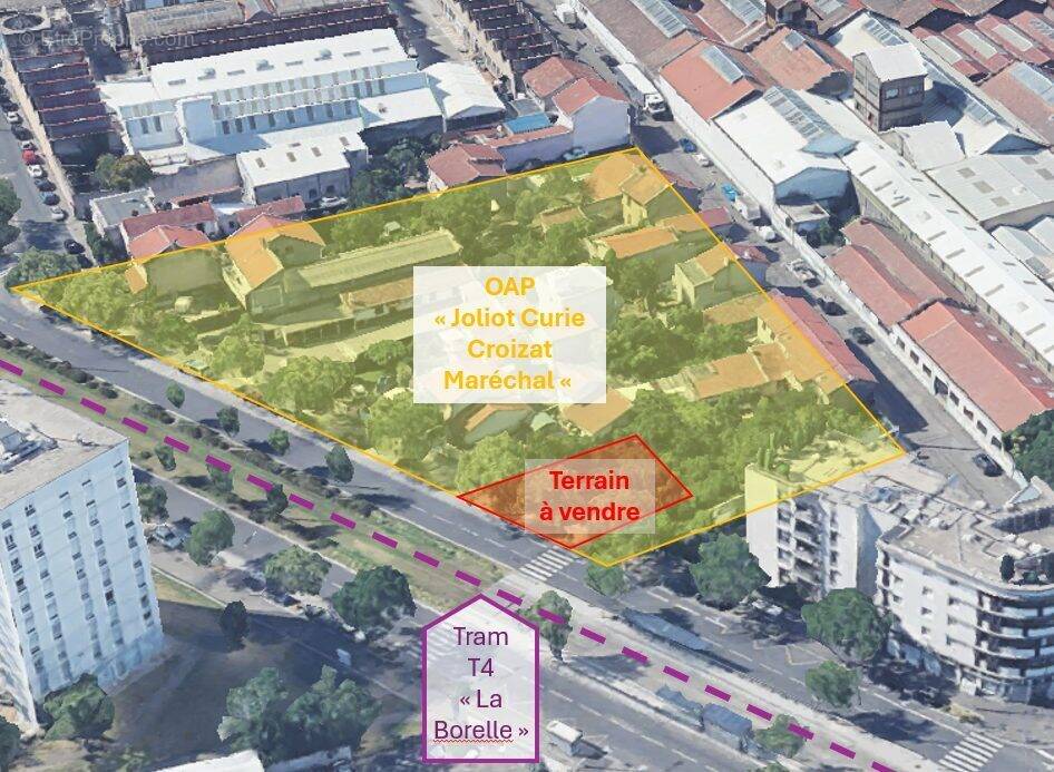 Terrain à VENISSIEUX