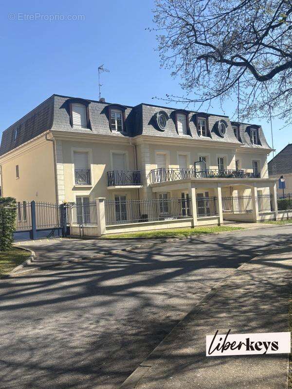 Appartement à LAMORLAYE