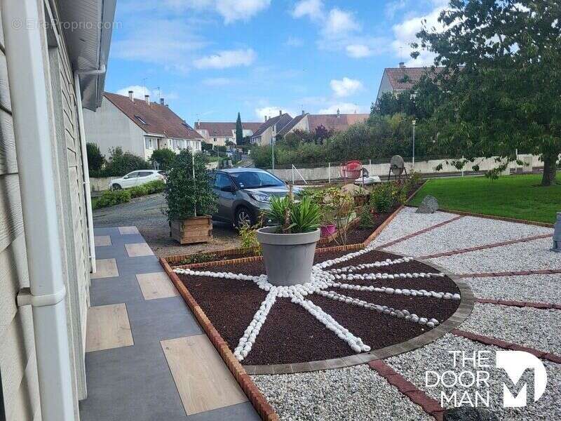 Maison 79200 - photo 3