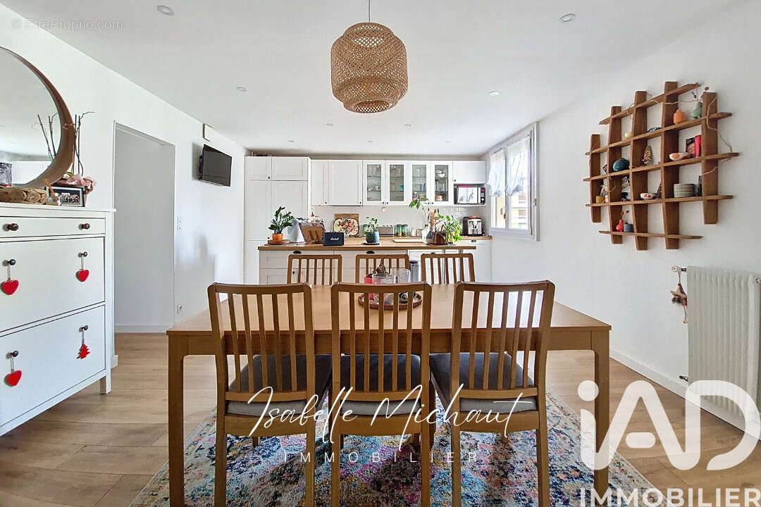 Photo 2 - Appartement à POISSY