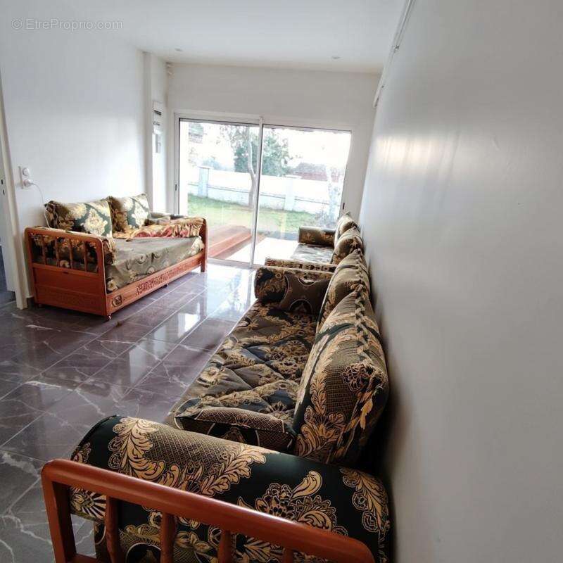 Maison à VAUX-SUR-SEINE