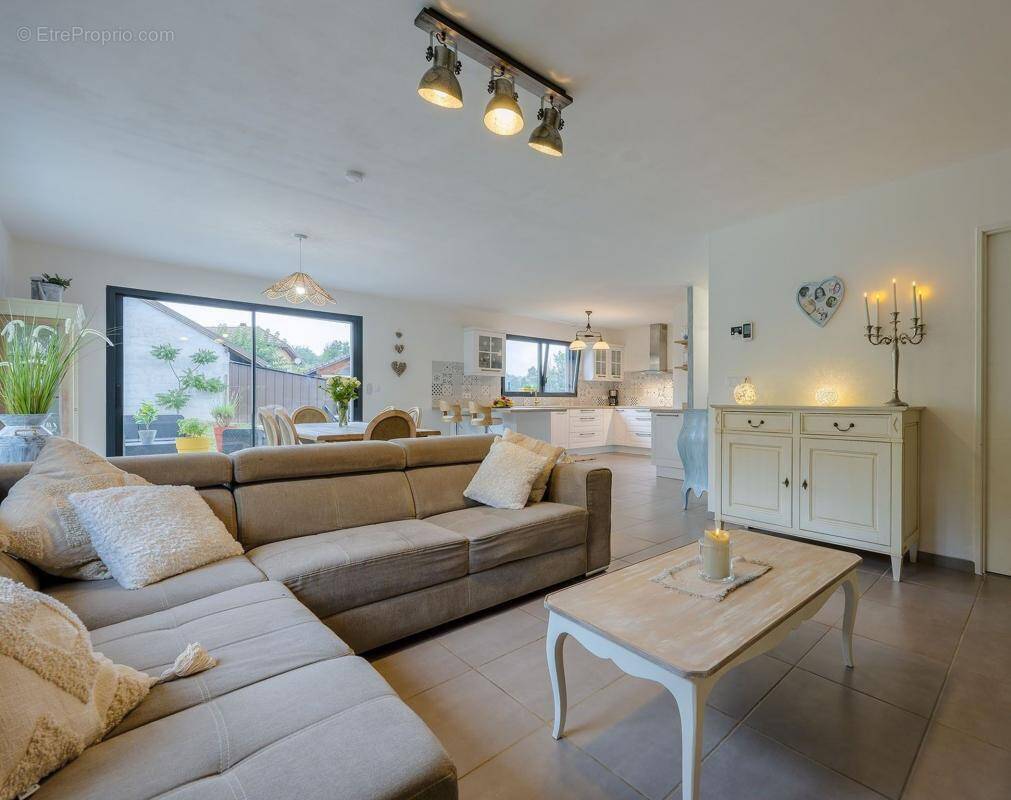 Maison à MENTHONNEX-SOUS-CLERMONT