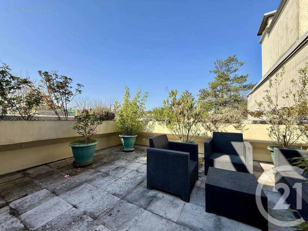 Appartement à FONTAINEBLEAU