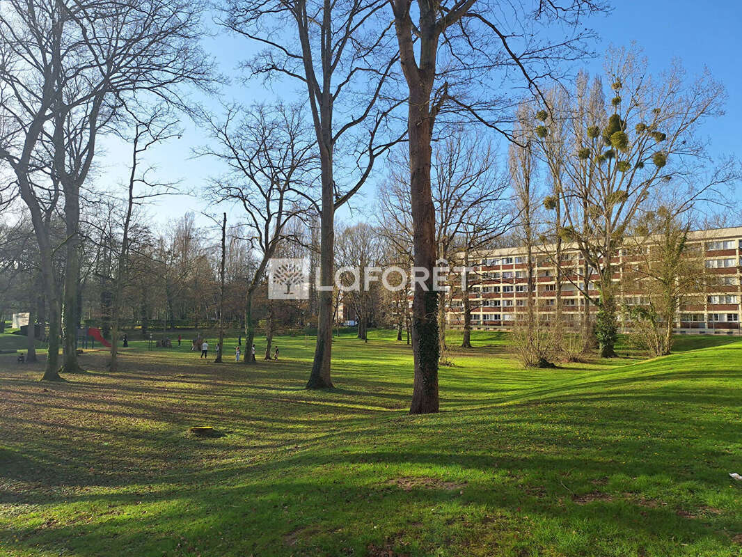 Appartement à VERNEUIL-SUR-SEINE