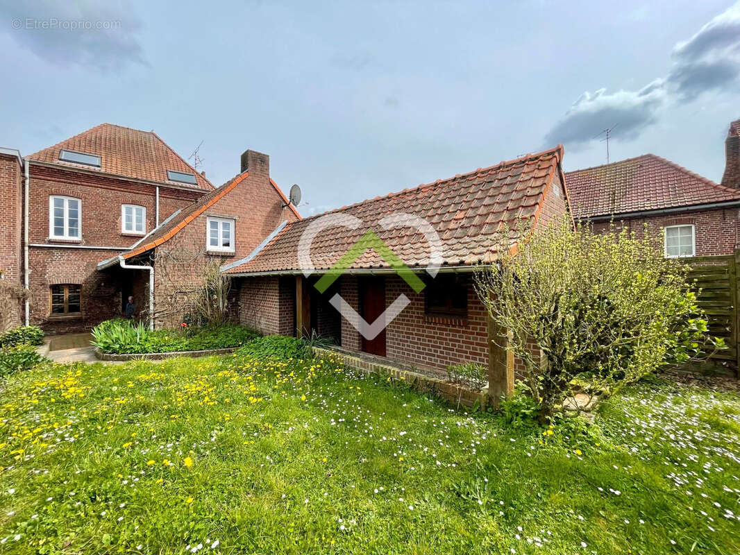 Maison à CAMPHIN-EN-PEVELE