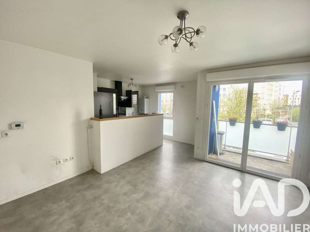 Photo 3 - Appartement à GARGES-LES-GONESSE
