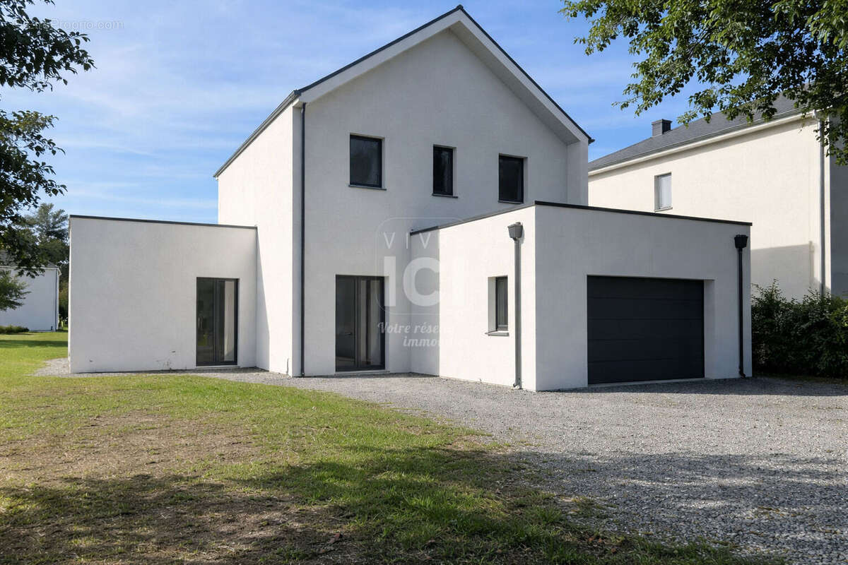 Maison à TREILLIERES