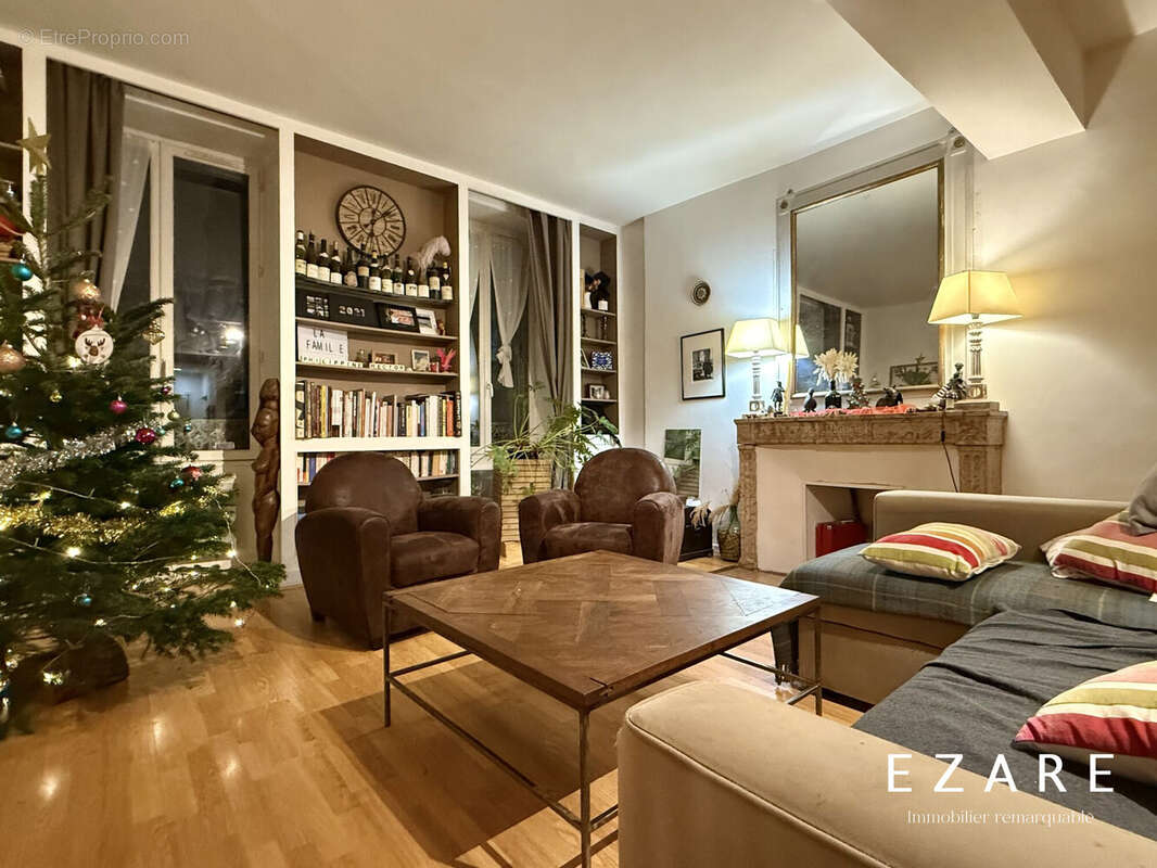 Salon - Appartement à BEAUNE