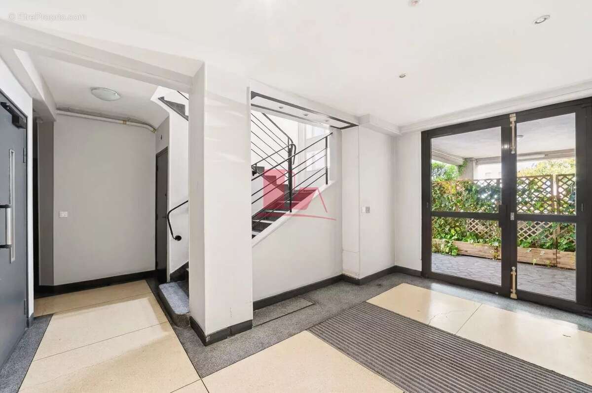 Appartement à ISSY-LES-MOULINEAUX