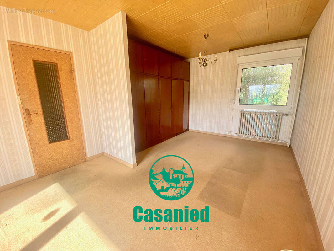 Maison à BOUZONVILLE