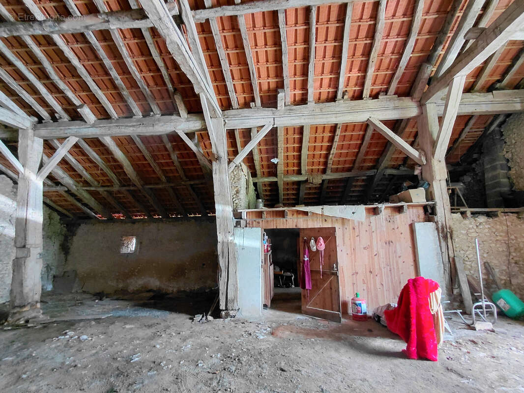 Maison à TOCANE-SAINT-APRE