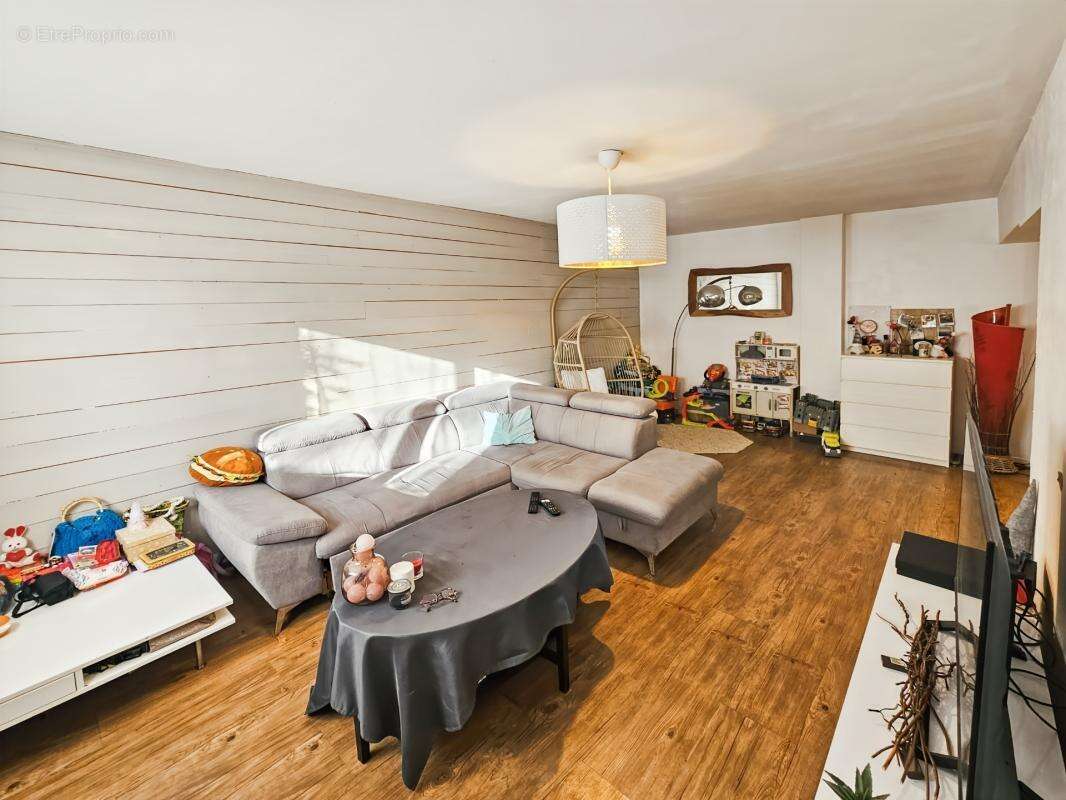 Agreable maison de caractere +terrasse + garage - photo 19