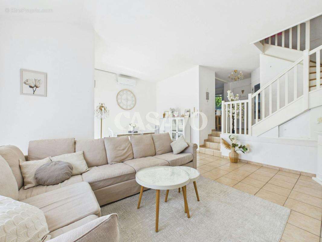 Vente Maison 5 pièces de 89m² - 69200 Vénissieux - photo 7