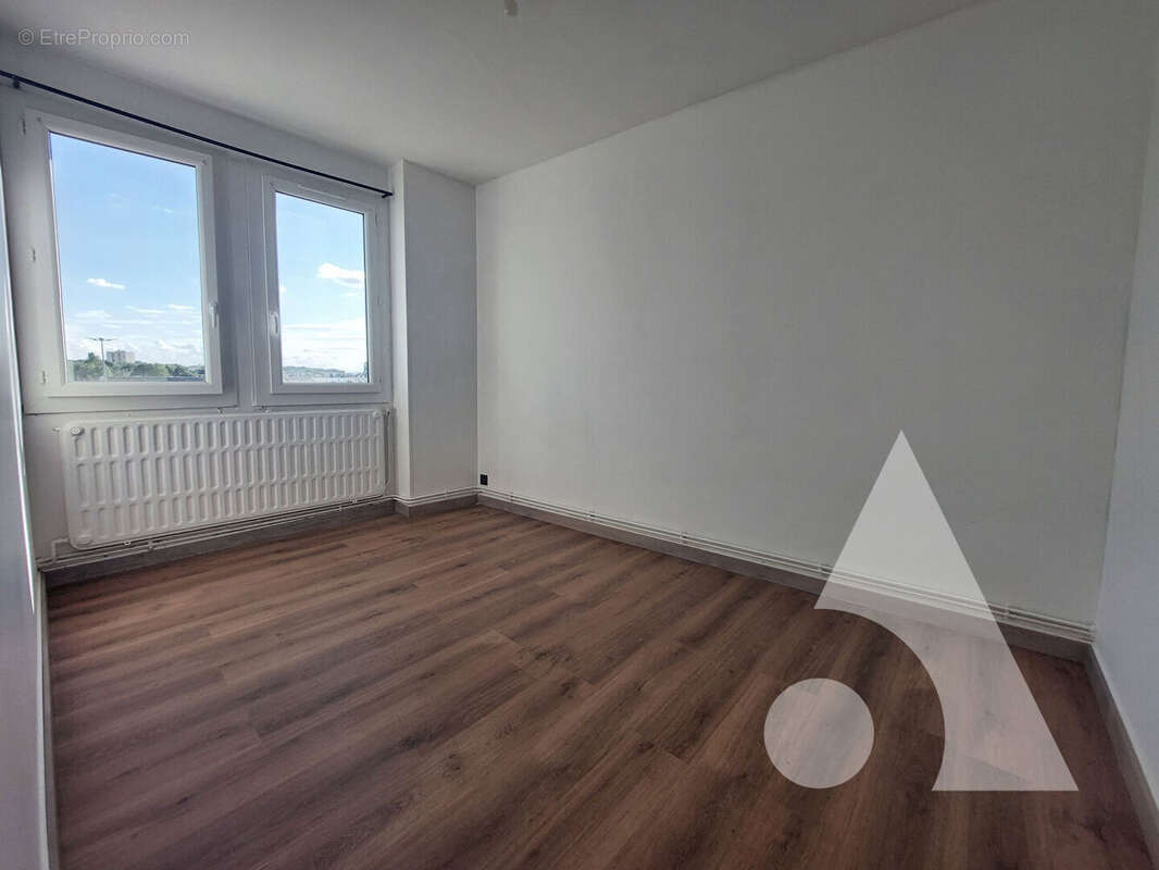 Appartement à CREPY-EN-VALOIS