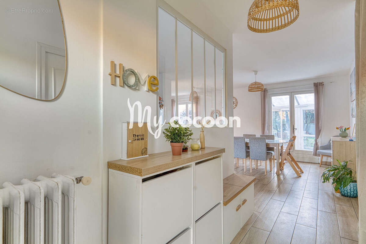 Maison à SAINT-SORLIN-EN-BUGEY