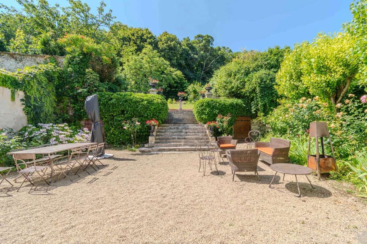 Maison 309 m² à Ecouen  - photo 15
