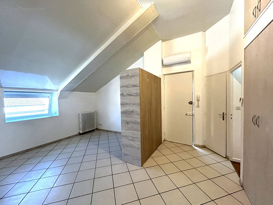 Appartement à SAINT-FONS