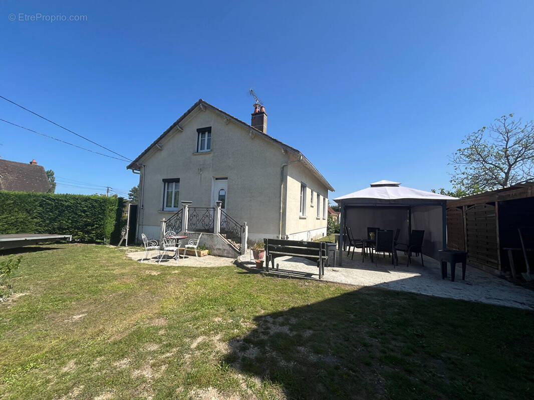 Maison à BRINON-SUR-SAULDRE