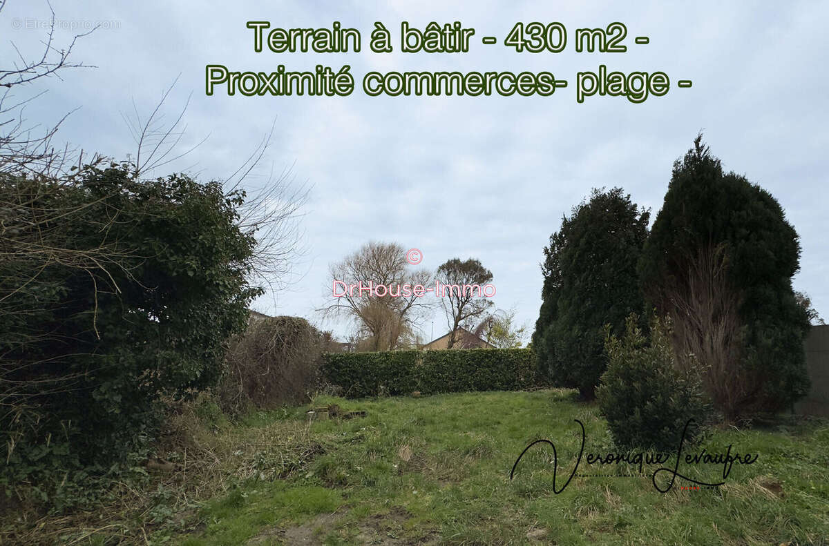 Terrain à BLAINVILLE-SUR-MER