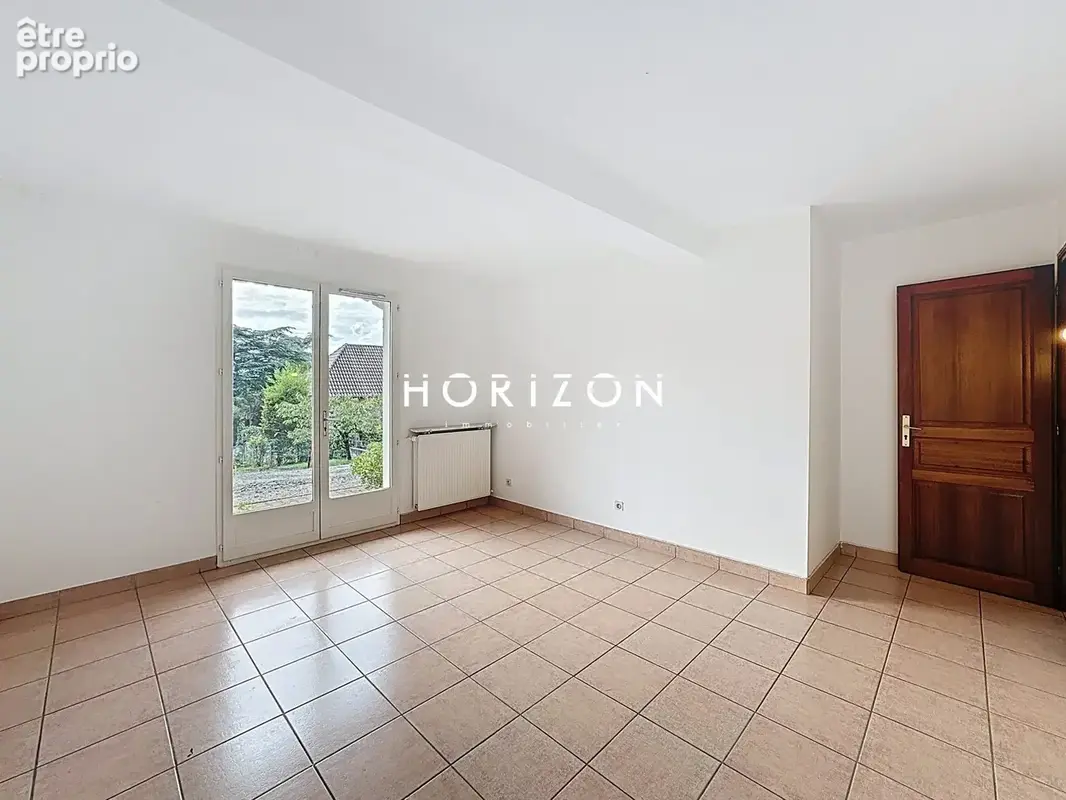 Maison 7 pièces 224 m² à vendre à Beauregard (01480) - photo 7